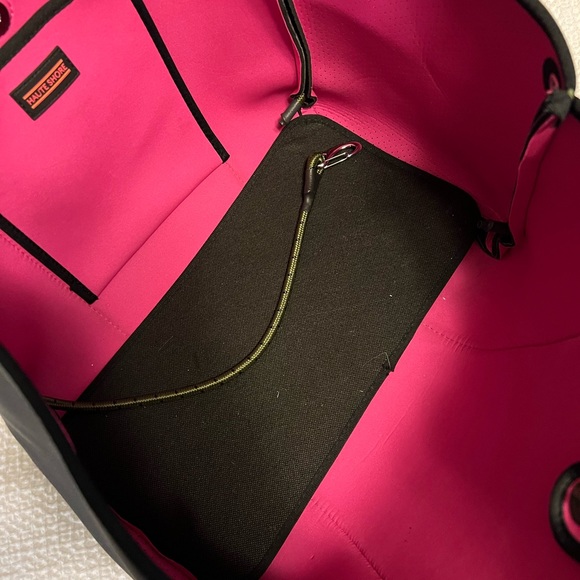 Neoprene Tote Bag + Small Clutch - Picture 5 of 11